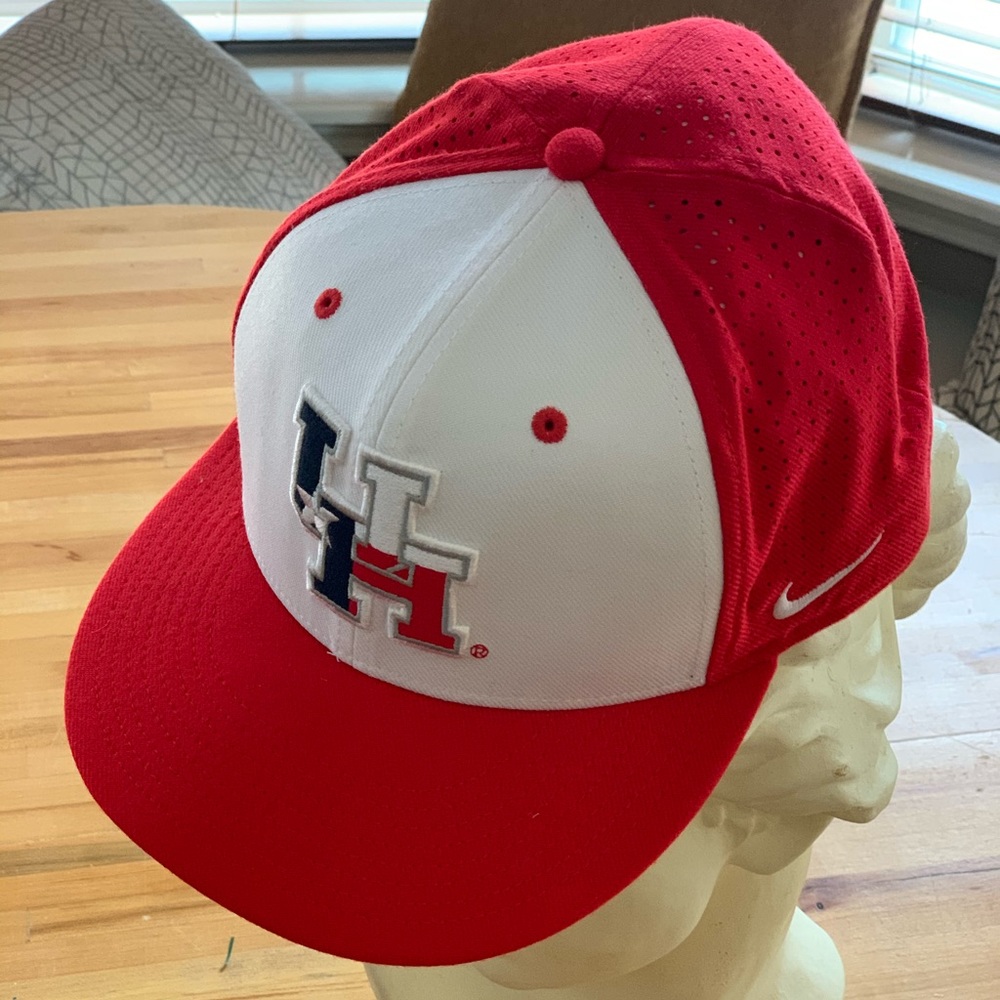 University of Houston Nike Baseball Cap NEW